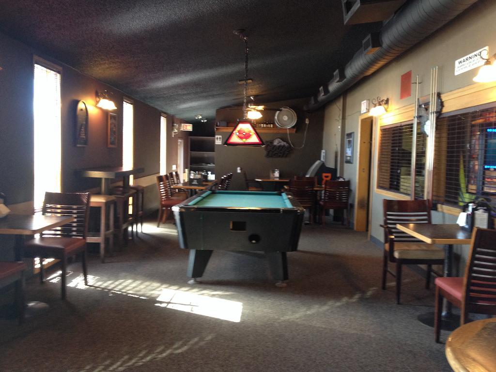 Chubby'S Bar & Motel Belle Plaine Esterno foto